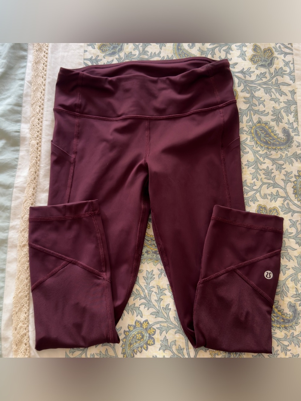 lululemon dark adove burgundy leggings size 4